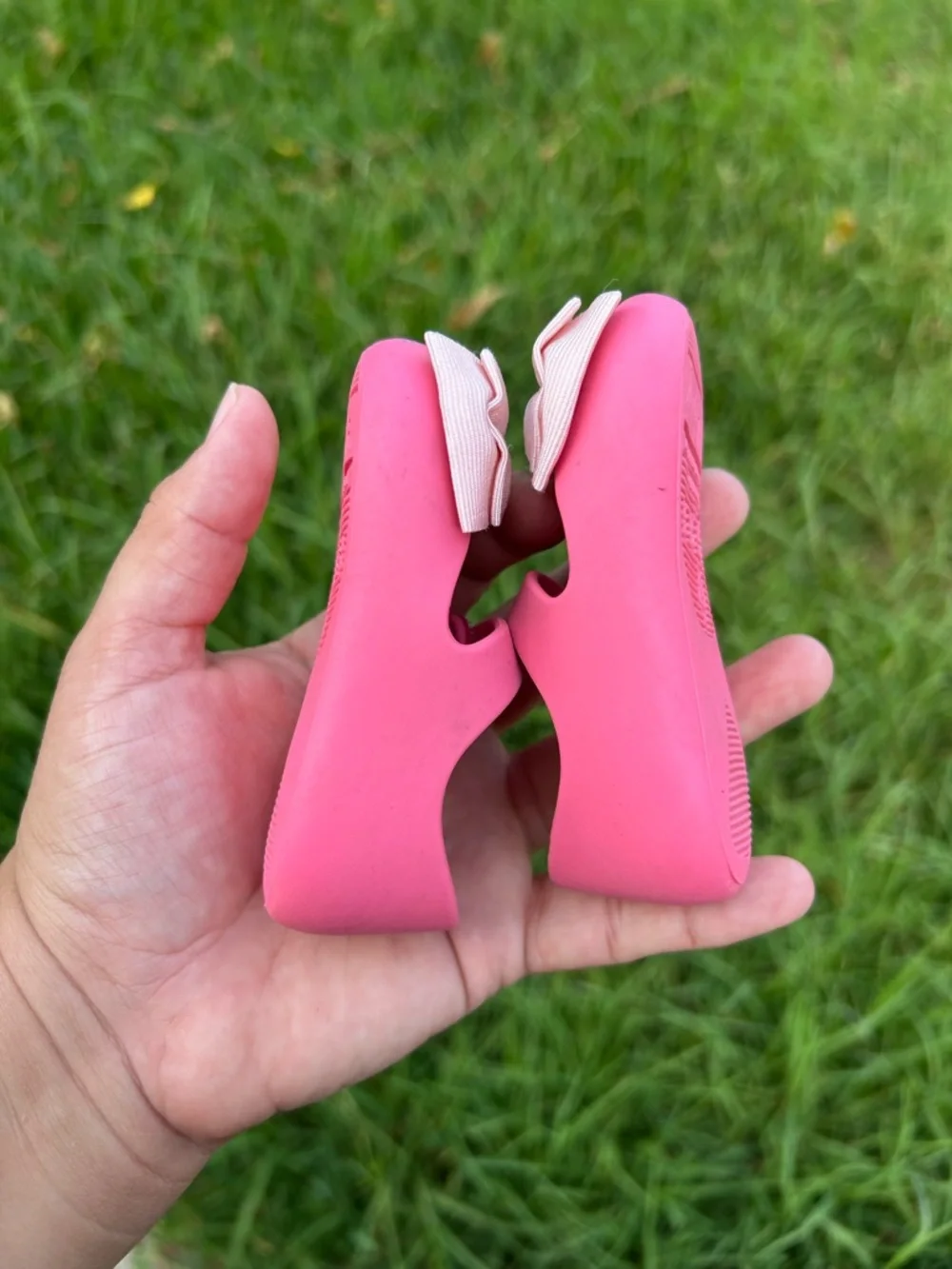 Pink Girls' Bow Mary Jane Shoes - Kids